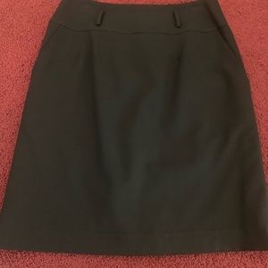 Tahari Skirt, Black, Lined, Medium, 19 inches in length